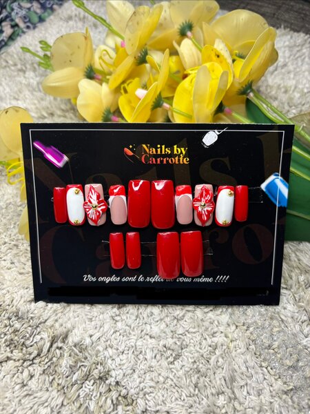Ongles Pressions Rouge Floral