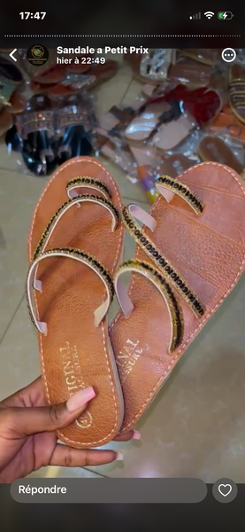 Sandales plates sénégalais