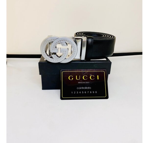 Ceinture en cuir nouveau