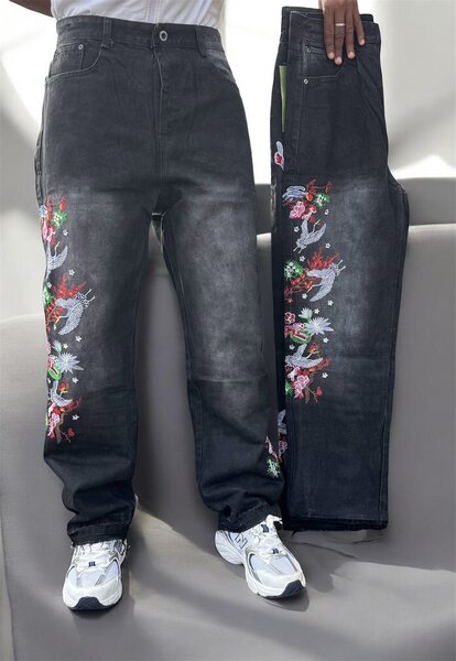 Jean brodé floral unique