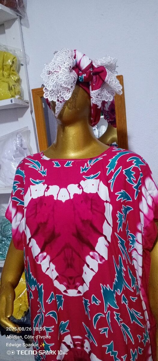 Robe caftan en tie-dye rouge
