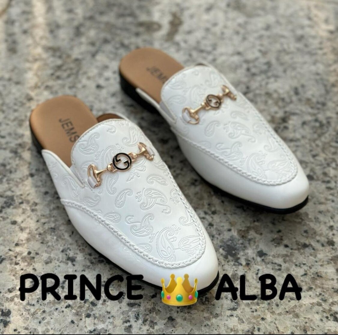 Mules en cuir blanc élégantes