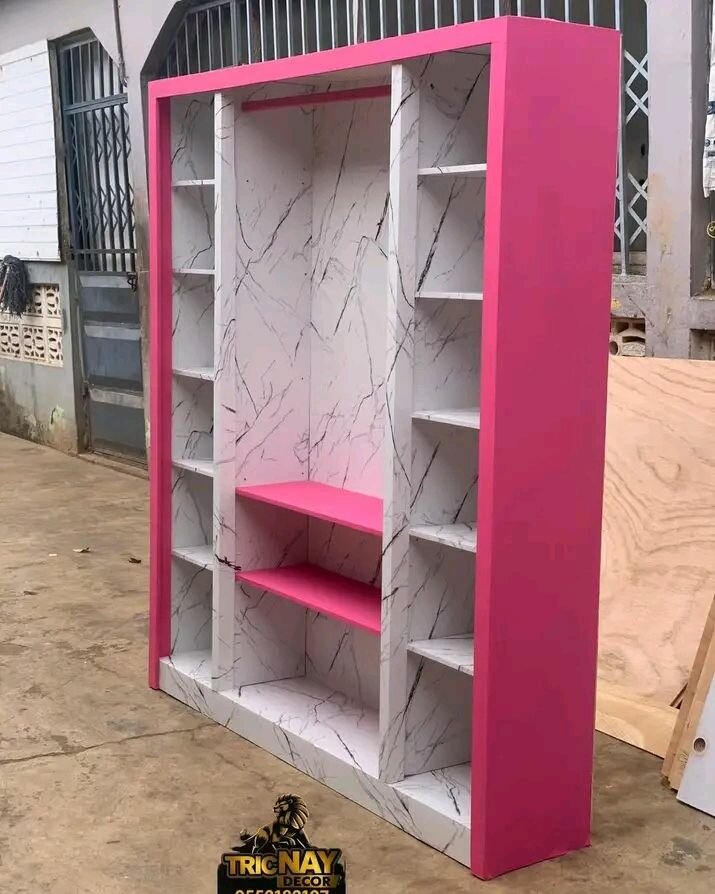 Étagère moderne Tricnay