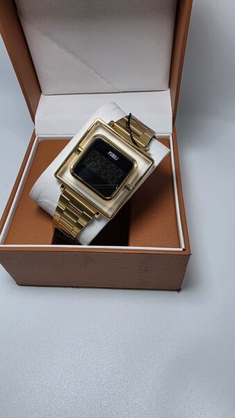 Montre tactile dorée homme luxe