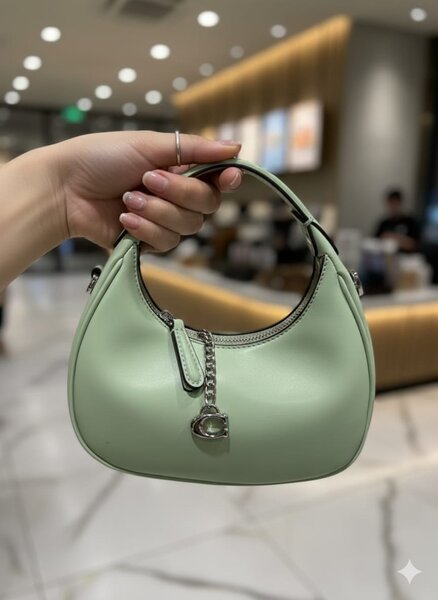 Sac à main vert menthe élégant en cuir