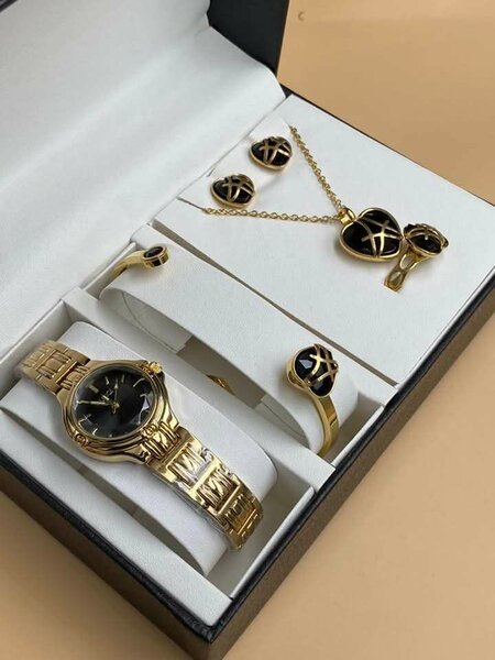 Set de Bijoux et Montre Élégant
