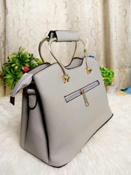 Sac à main élégant femme