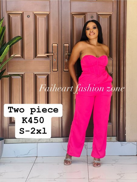 Women's suit pink corset and pants 