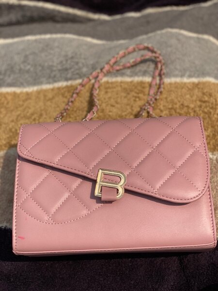 Ladies B handbag