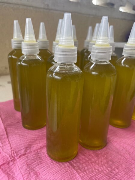 Huile capillaire nourrissante