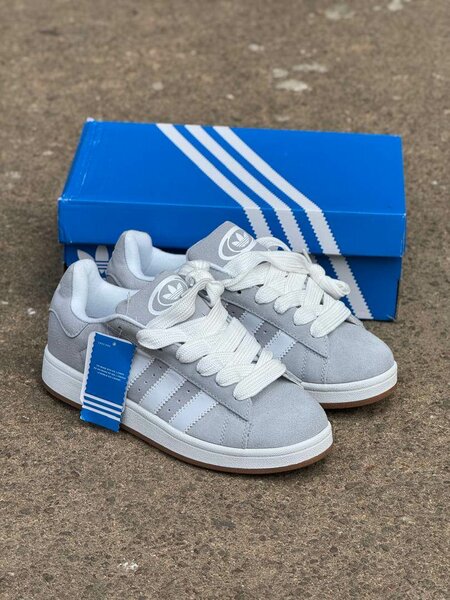 Chaussure Adidas campus