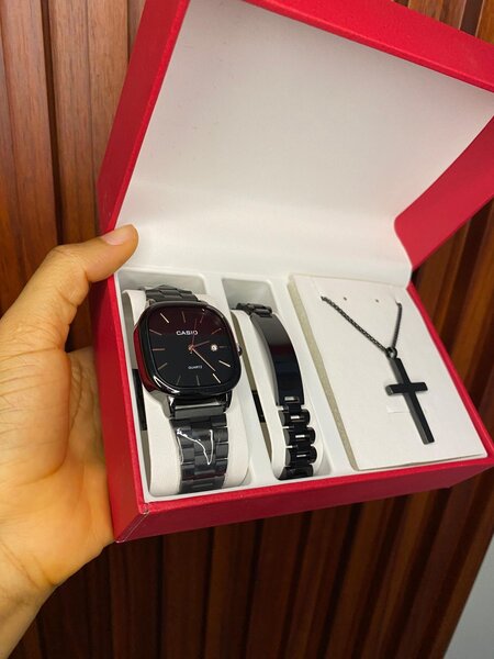 Montre homme CASIO métal noir