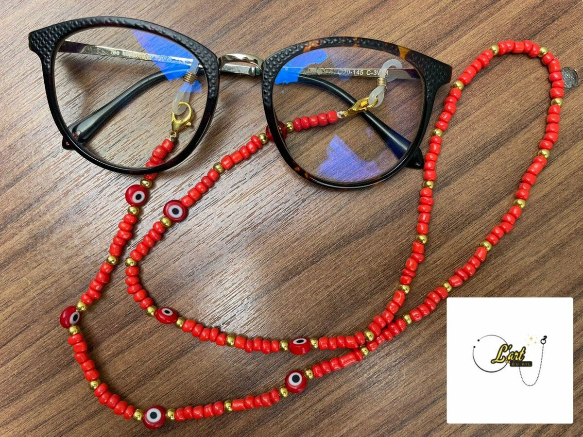 Chaîne de lunettes perles rouges