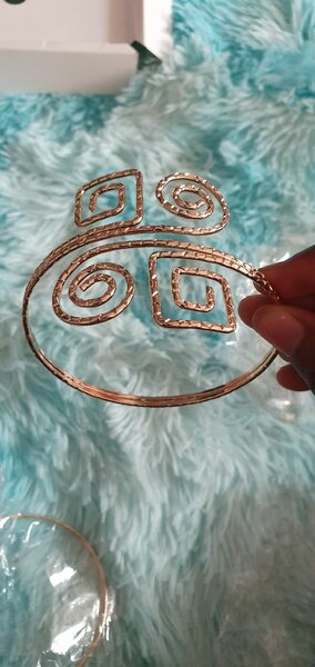 Bracelets décoratifs de bras