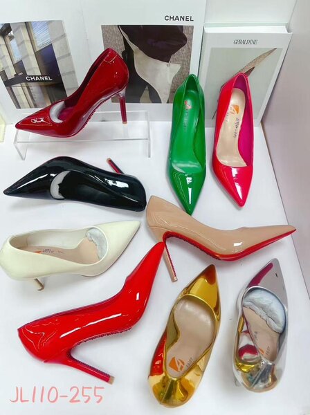 Chaussures à talons hauts pour femmes