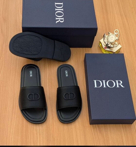 Mules DIOR en cuir noir pour homme