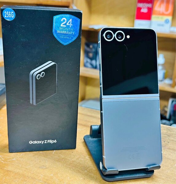 Samsung Galaxy Z Flip6 256GB