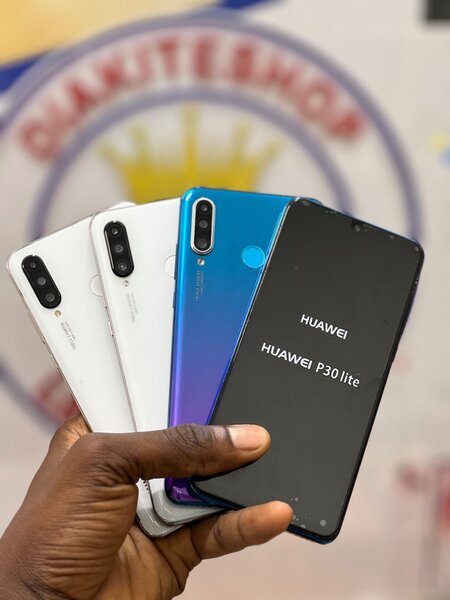 HUAWEI P30 LITE (QUASI NEUF)