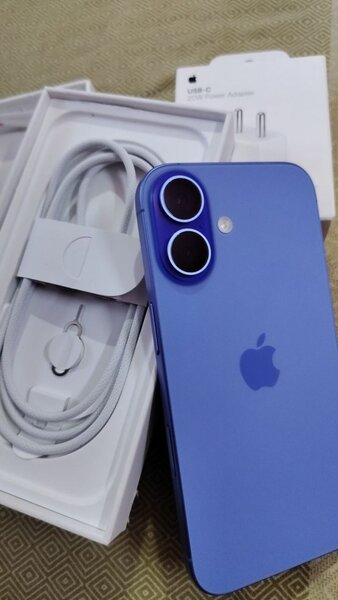 Apple iPhone 13 bleu reconditionné