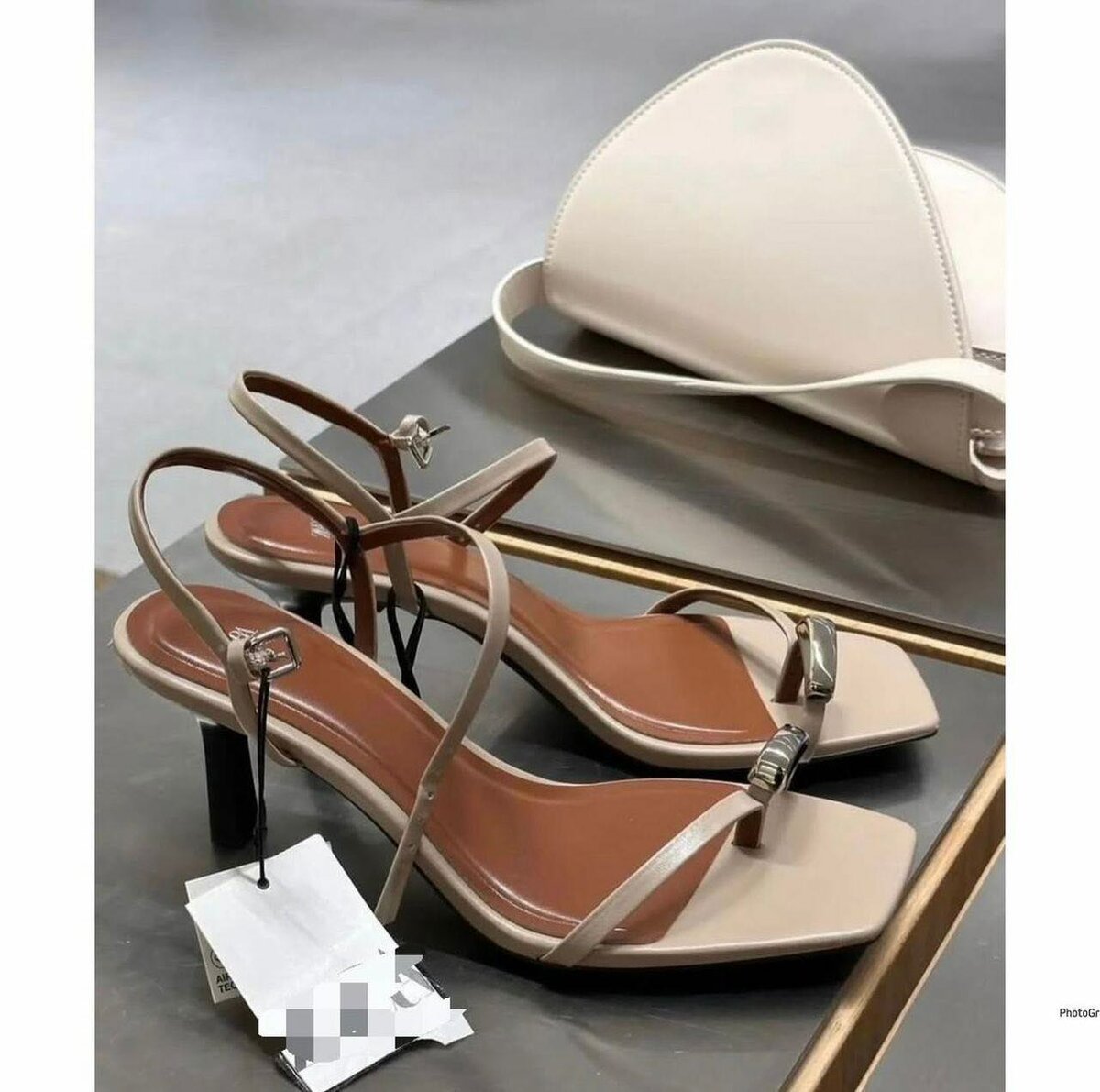 Sandals heel