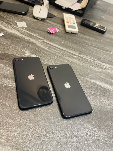 iPhone SE 2 Generation 128gig