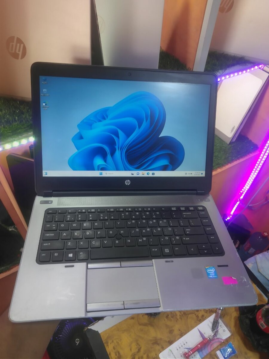 HP PRO BOOK