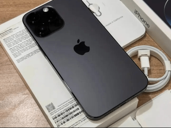 iPhone 14 Pro 256 Go Noir