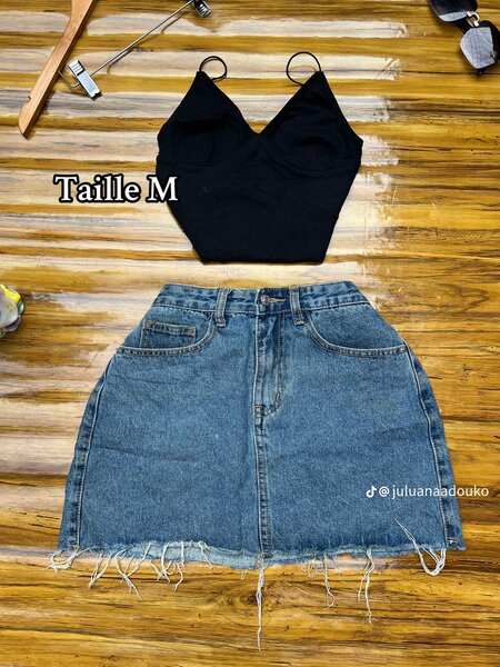 Jupe en jean femme moderne