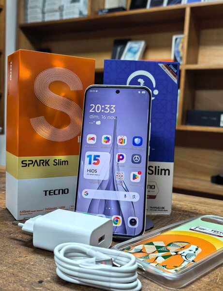 Tecno Spark Slim - Téléphone portable