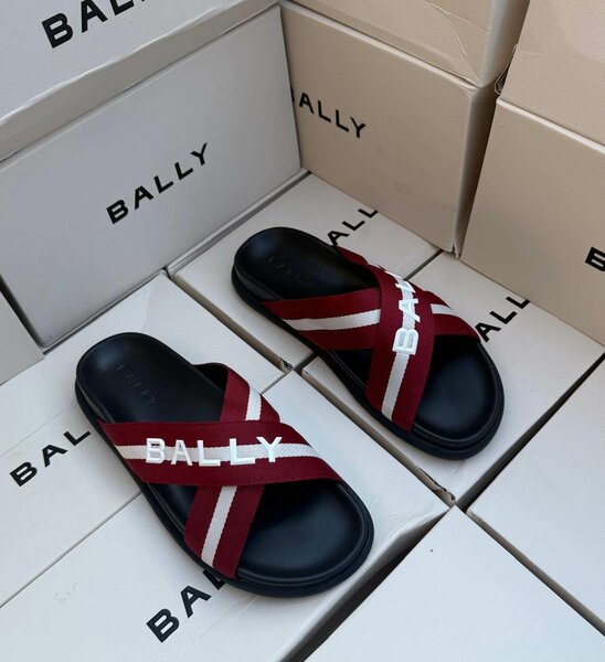 Sandales Bally Élégantes