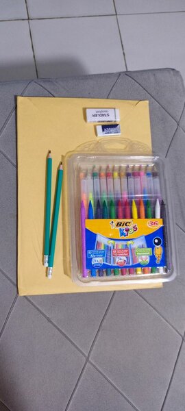 Kit de fournitures scolaires