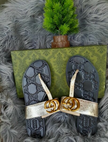 Ladies Gucci Slippers