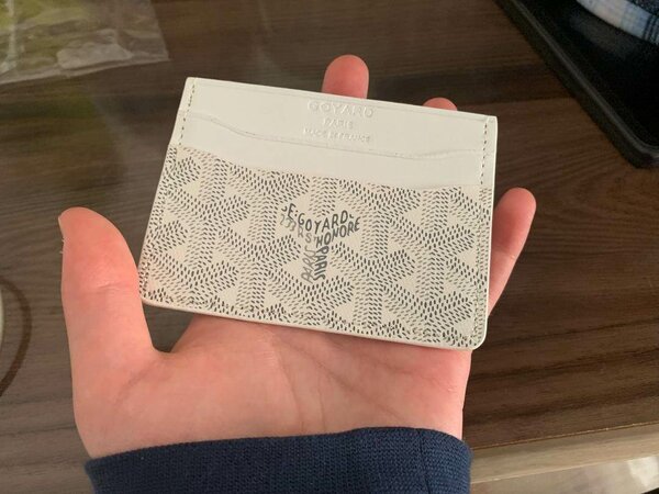 Картхолдел GOYARD