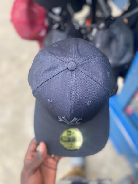 Casquette noire tendance