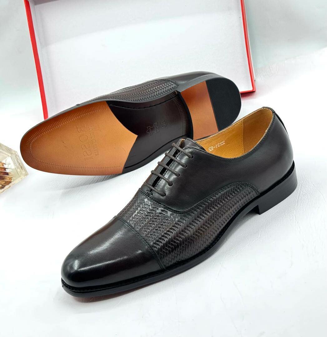 Solid Leather Executive Shoes