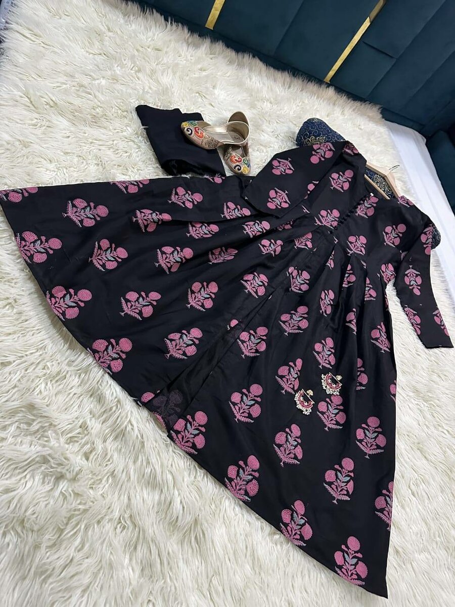 Lawn fabric maxi 2pc DC FREe