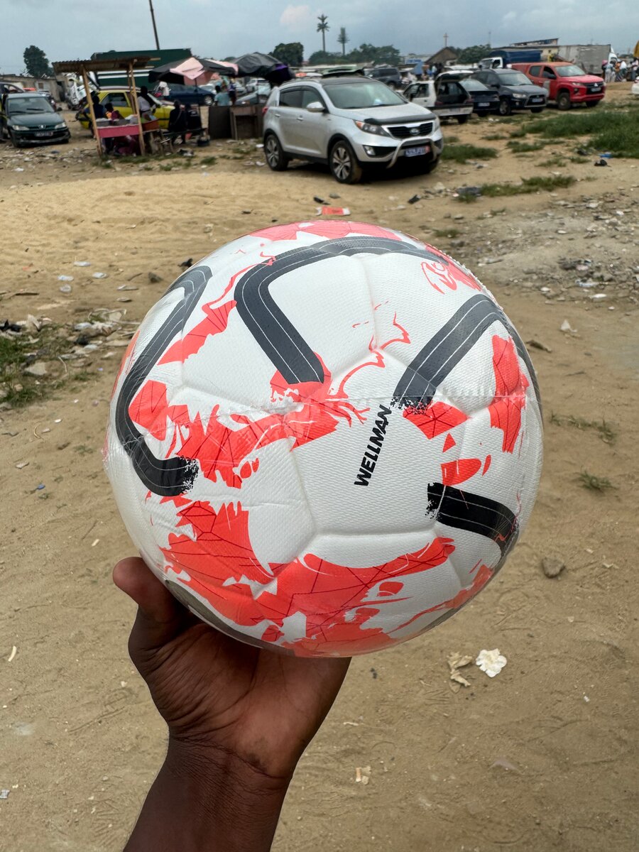 Ballon de football sans file