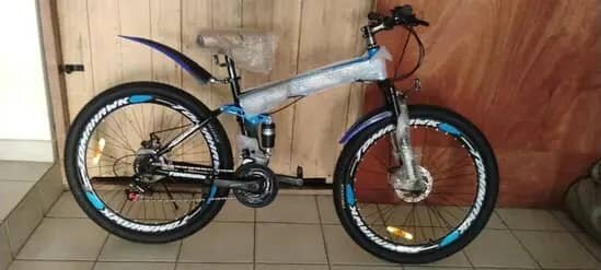 Vélo de montagne pliant argenté