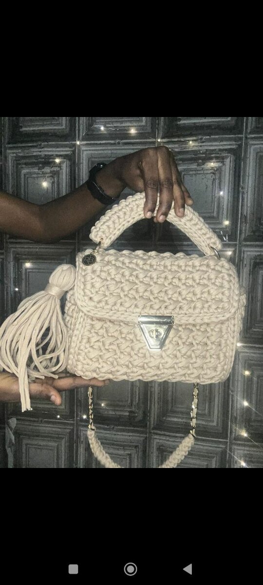 Sac à main tricoté chic
