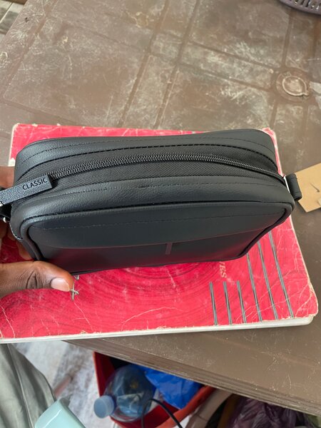 Sac banane en cuir noir CLASSIC