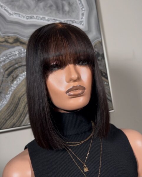 Perruque humain avec frange