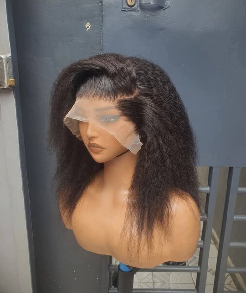 Perruque en dentelle afro T16