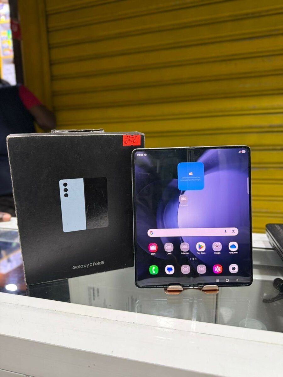 Galaxy Z Fold4 256gb 12Ram