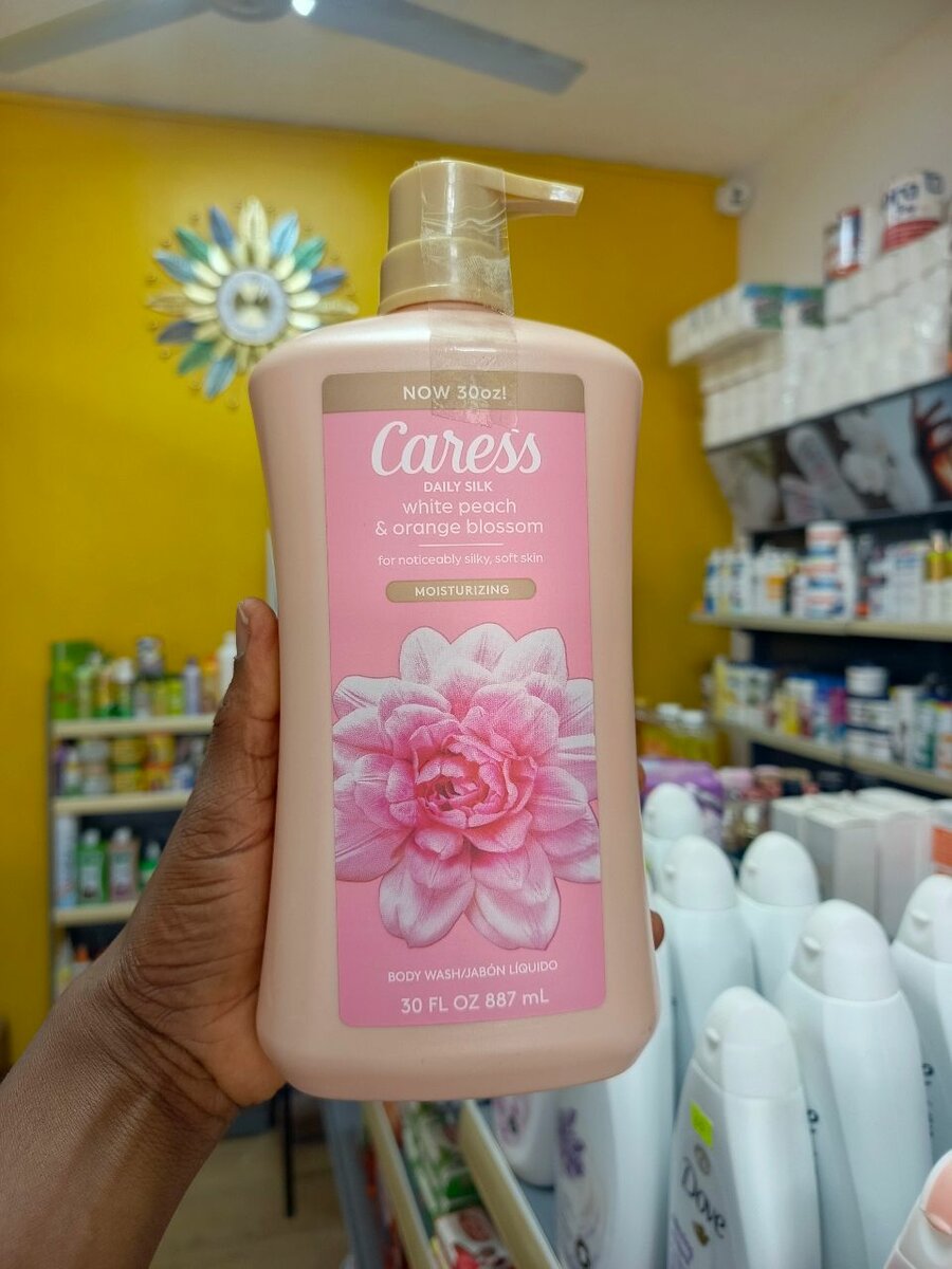 Caress Body Wash - 30oz / 887ml