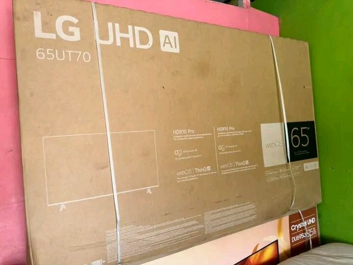 LG 65" UHD AI Smart TV