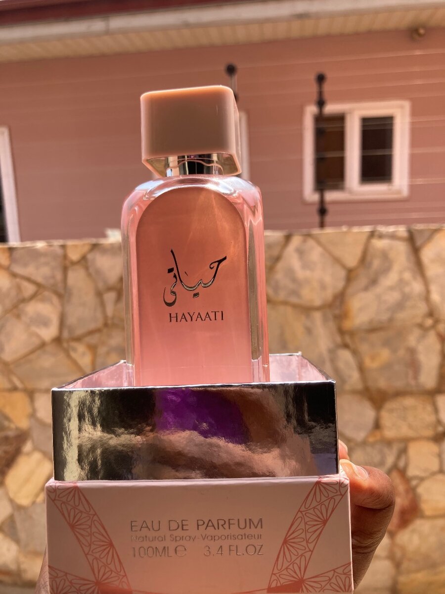 Hayaati Florence by lattafa