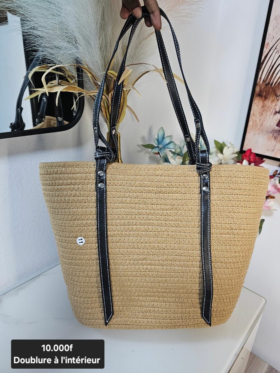 Sac cabas en paille élégant