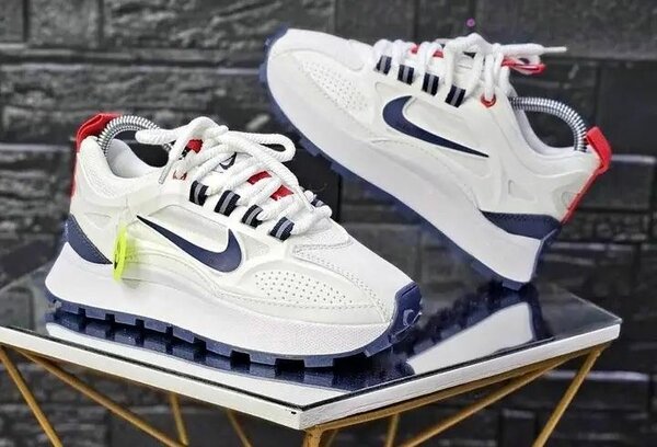 Chaussures Nike blanches pour homme
