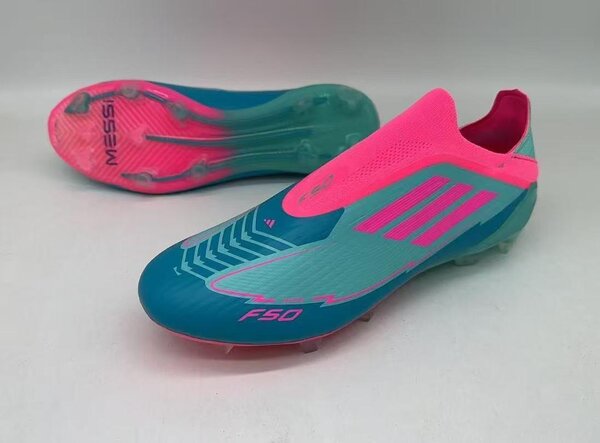 Chaussures de Football F50 adidas
