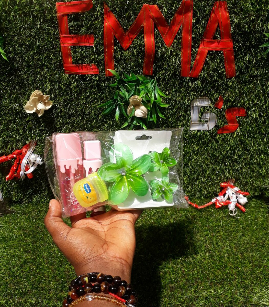 Kit de Beauté et Accessoires Floraux